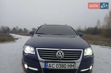 Універсал Volkswagen Passat 2005 в Головне