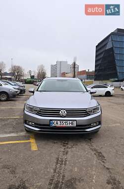 Универсал Volkswagen Passat 2017 в Киеве