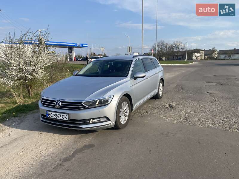 Універсал Volkswagen Passat 2015 в Львові