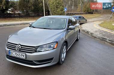 Седан Volkswagen Passat 2013 в Львові