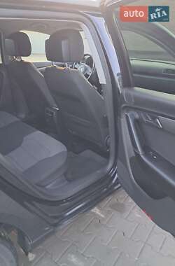 Универсал Volkswagen Passat 2011 в 