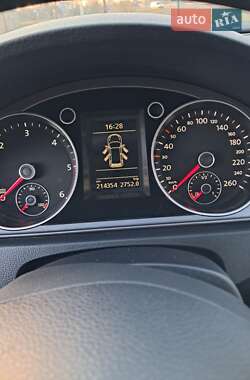 Универсал Volkswagen Passat 2011 в 