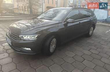 Универсал Volkswagen Passat 2020 в Луцке