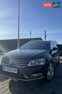 Универсал Volkswagen Passat 2012 в Луцке