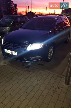 Универсал Volkswagen Passat 2012 в Белой Церкви