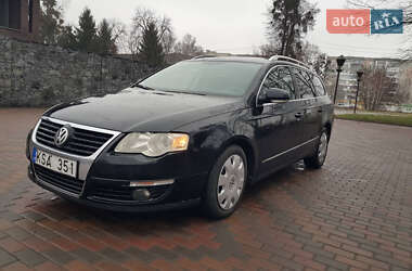 Универсал Volkswagen Passat 2005 в Киеве