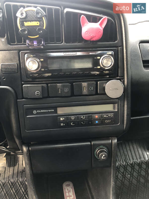 Универсал Volkswagen Passat 1992 в Клевани