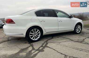 Седан Volkswagen Passat 2012 в Доманевке