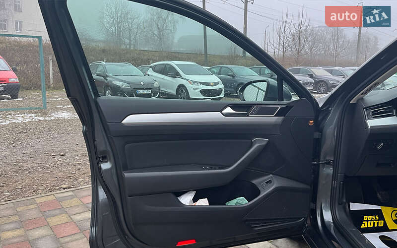 Универсал Volkswagen Passat 2015 в Стрые