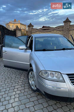 Седан Volkswagen Passat 2001 в Дрогобичі