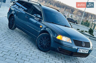 Універсал Volkswagen Passat 2001 в Трускавці