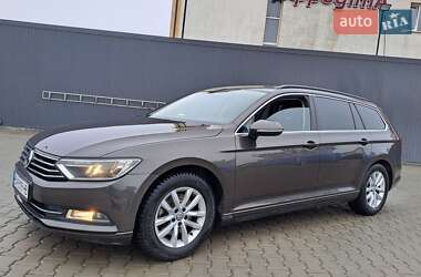 Універсал Volkswagen Passat 2015 в Кам'янець-Подільському