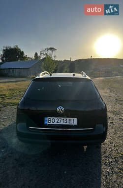 Универсал Volkswagen Passat 2010 в 