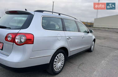 Универсал Volkswagen Passat 2008 в Киеве