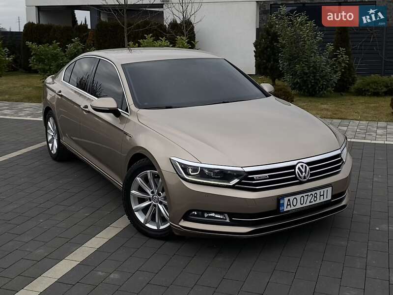 Седан Volkswagen Passat 2016 в Мукачево