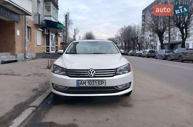 Седан Volkswagen Passat 2015 в Житомире