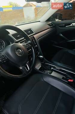 Седан Volkswagen Passat 2013 в Черкасах