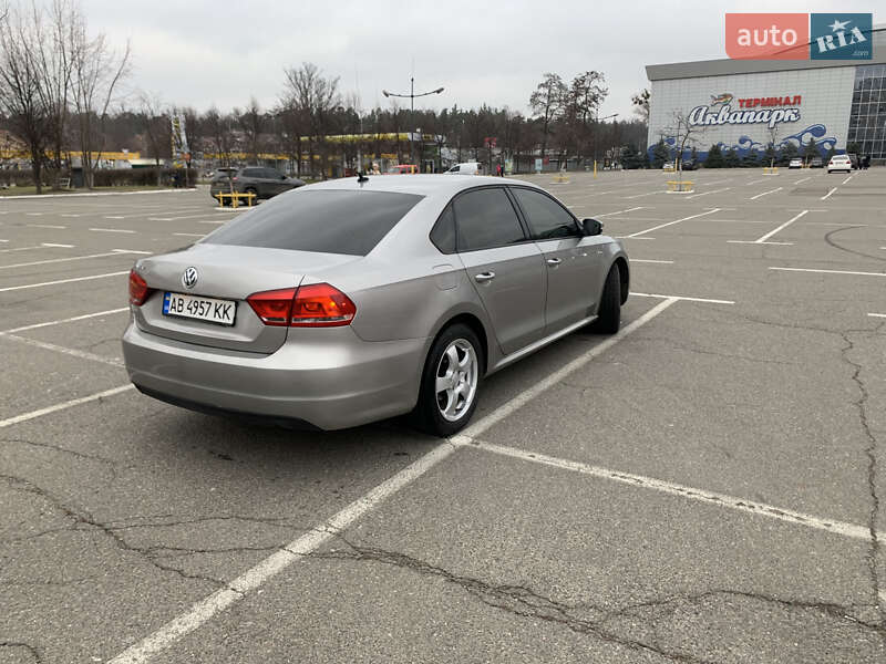 Седан Volkswagen Passat 2012 в Броварах