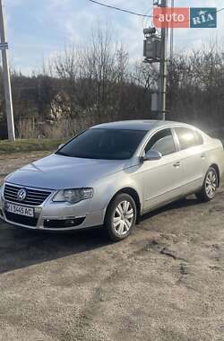 Седан Volkswagen Passat 2006 в Обухове