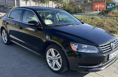 Седан Volkswagen Passat 2014 в Львові