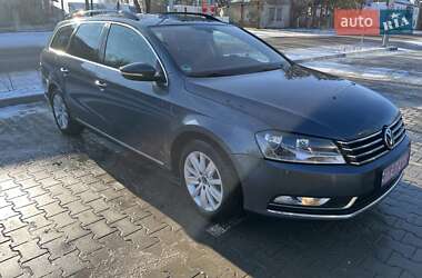 Універсал Volkswagen Passat 2014 в Віньківцях