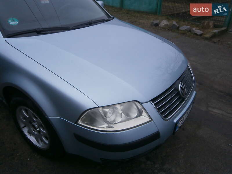 Универсал Volkswagen Passat 2003 в Тальном