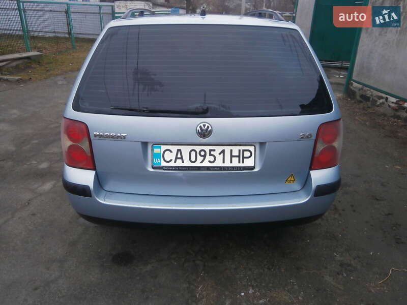 Универсал Volkswagen Passat 2003 в Тальном