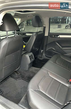 Седан Volkswagen Passat 2013 в 