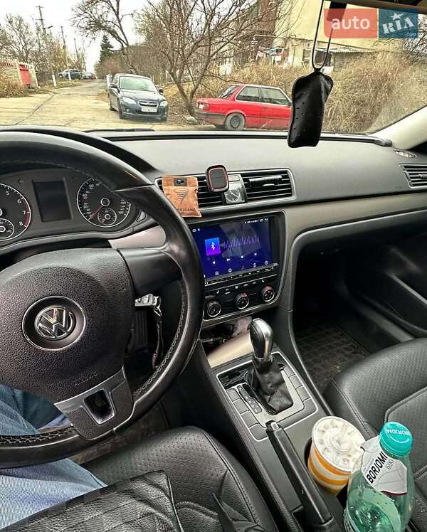 Седан Volkswagen Passat 2015 в Львове фото 10 Седан Volkswagen Passat 2015 в Львове