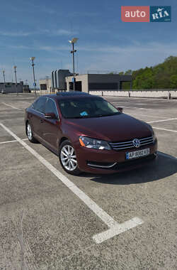 Седан Volkswagen Passat 2013 в Львові