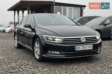 Седан Volkswagen Passat 2015 в Виннице