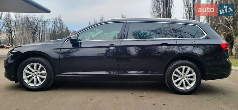 Універсал Volkswagen Passat 2020 в Кривому Розі