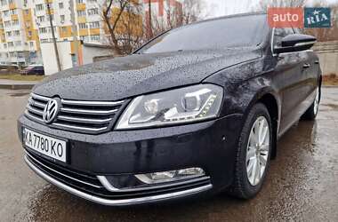 Седан Volkswagen Passat 2011 в Харькове