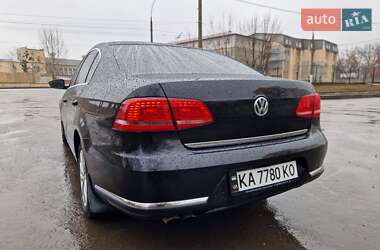 Седан Volkswagen Passat 2011 в Харькове