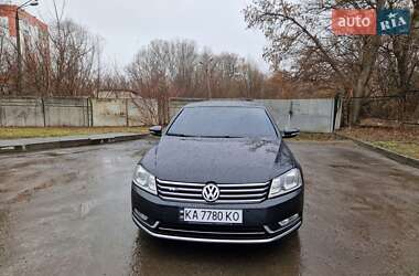 Седан Volkswagen Passat 2011 в Харькове