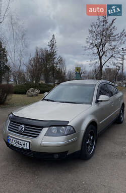 Седан Volkswagen Passat 2005 в Обухові