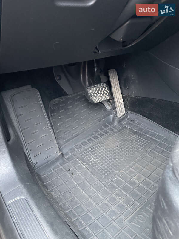 Седан Volkswagen Passat 2012 в Шостке