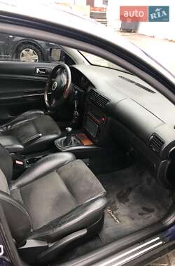 Седан Volkswagen Passat 2002 в 