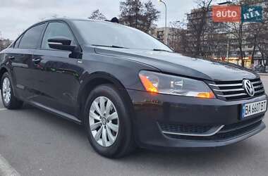 Седан Volkswagen Passat 2015 в Киеве