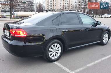 Седан Volkswagen Passat 2015 в Киеве