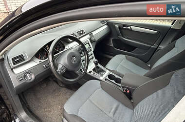 Универсал Volkswagen Passat 2012 в 