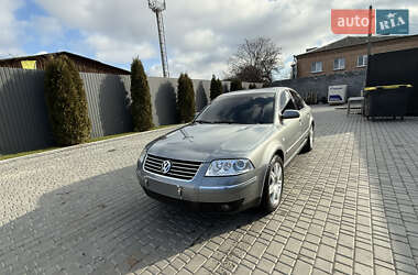 Седан Volkswagen Passat 2002 в Кропивницком