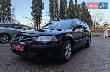 Универсал Volkswagen Passat 2002 в Ровно