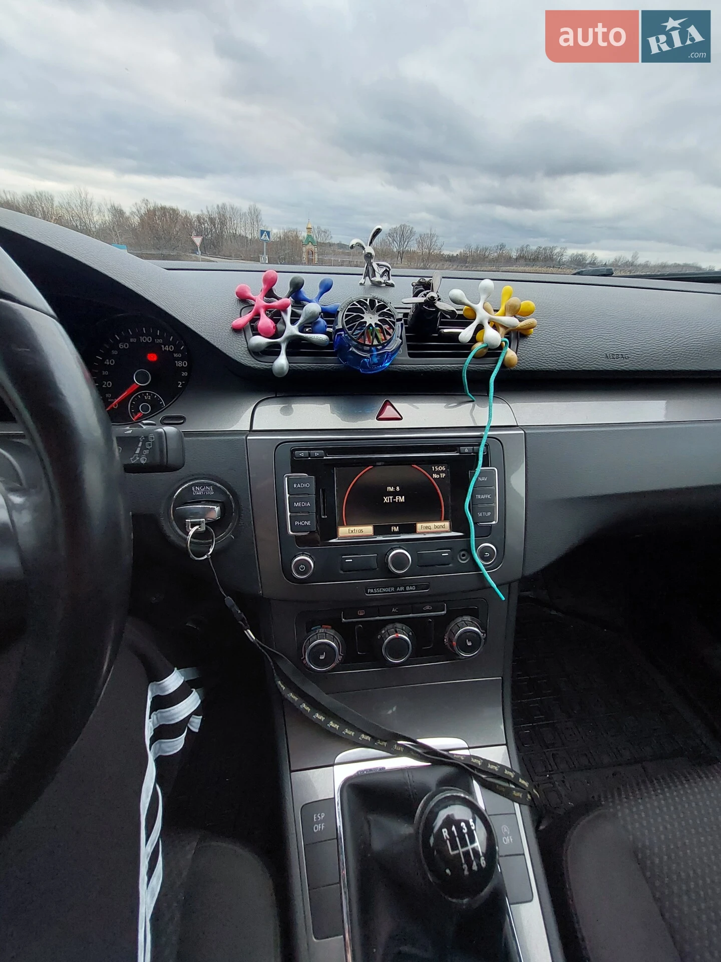 2010 Volkswagen Passat - мініатюра 3