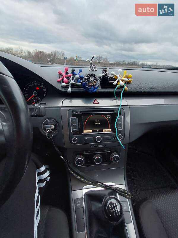 Универсал Volkswagen Passat 2010 в Конотопе