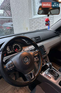 Седан Volkswagen Passat 2009 в Луцьку