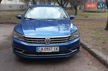 Седан Volkswagen Passat 2016 в Черкассах