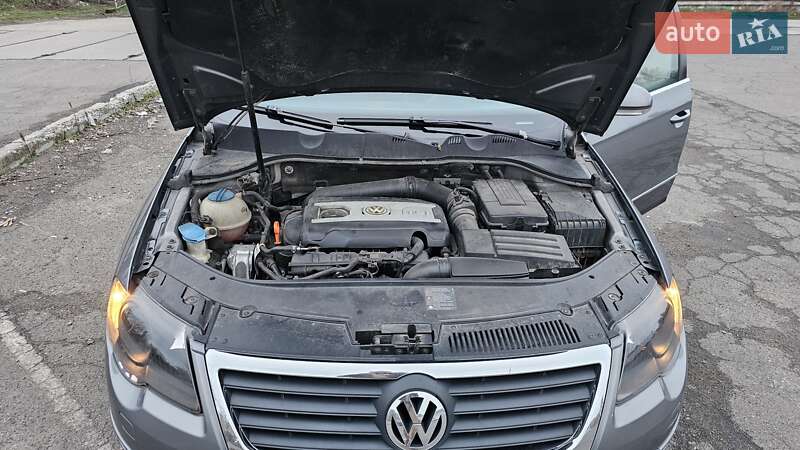 Седан Volkswagen Passat 2008 в Одессе