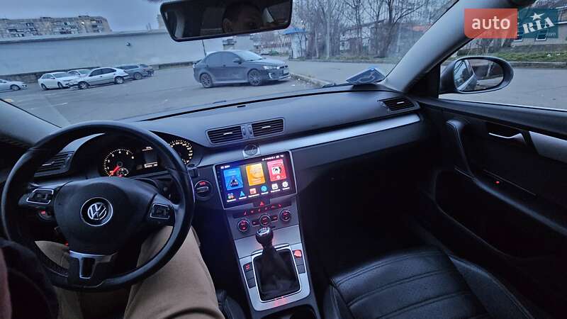 Седан Volkswagen Passat 2008 в Одессе