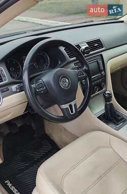 Седан Volkswagen Passat 2014 в Кременчуге